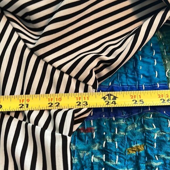 STUDIO WORKS plus size blouse. Black / cream stripe. 2X - Picture 8 of 9